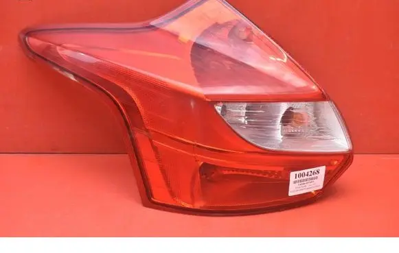 Ford Focus Rear/tail lights BM51-13405-A