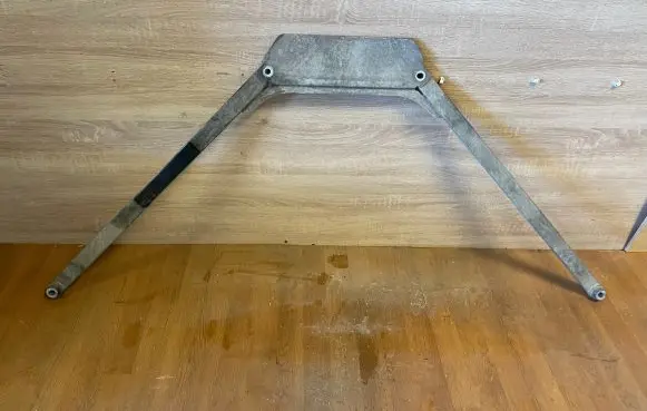 BMW 1 F40 Rear strut bar 