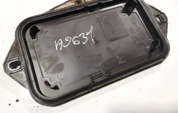 Volkswagen PASSAT B6 Headlight/headlamp dust cover 5p0941369