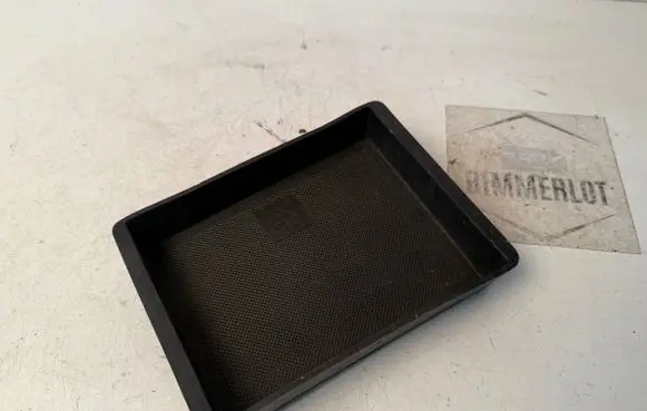 Ford Focus Glove box pad JX7BA045H74AW
