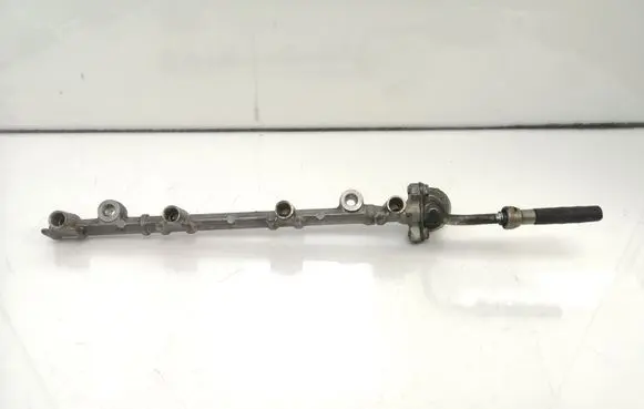 Toyota RAV 4 (XA20) Fuel main line pipe
