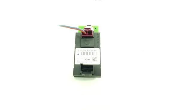 Mercedes-Benz S W221 Aerial antenna amplifier A2218201889