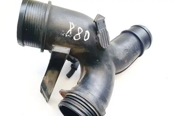Audi Q7 4L Intercooler hose/pipe 7L6145770G 716145795AB