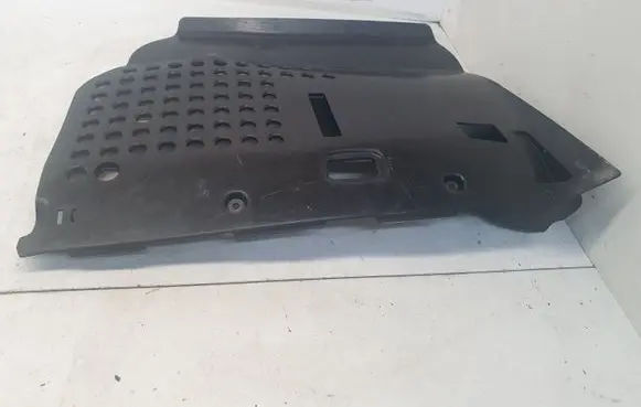 Mercedes-Benz E W211 Dashboard lower bottom trim panel 2116800839