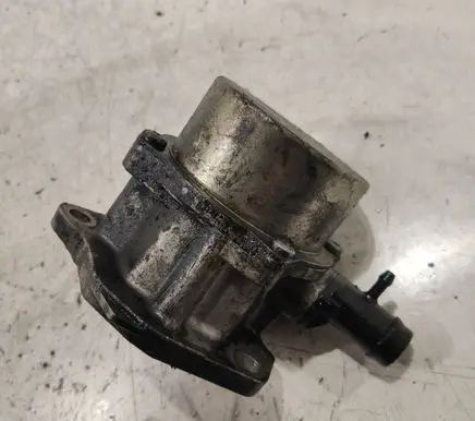 Renault Scenic II - Grand scenic II Vacuum pump 8200577807