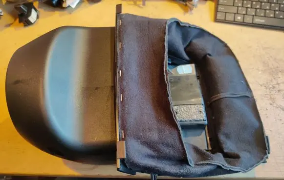 Steering wheel column trim