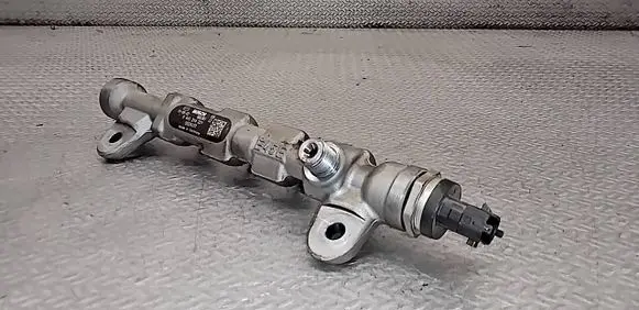 Opel Insignia A Fuel main line pipe 0445214221 55576177