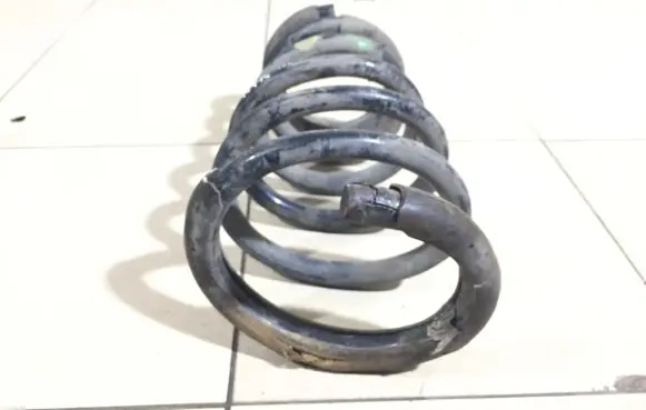 Volvo XC90 Rear coil spring