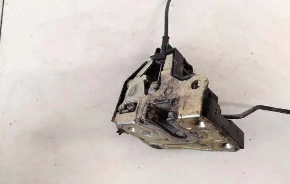 Renault Scenic I Rear door lock