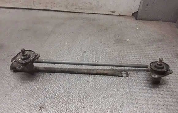 Honda HR-V Front wiper linkage 