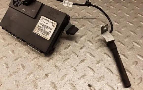 Hyundai i30 Central body control module 954002L100