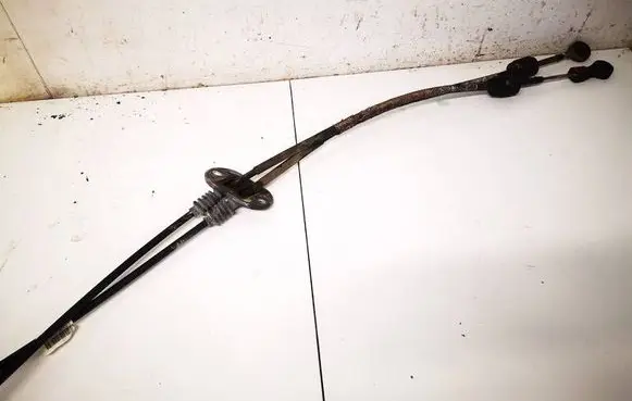 Ford Focus Gear shift cable linkage bv6r7e395gc bv6r-7e395-gc