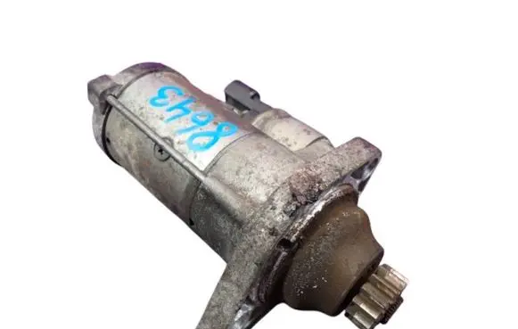 Volkswagen Golf VII Starter motor 02Z911024L