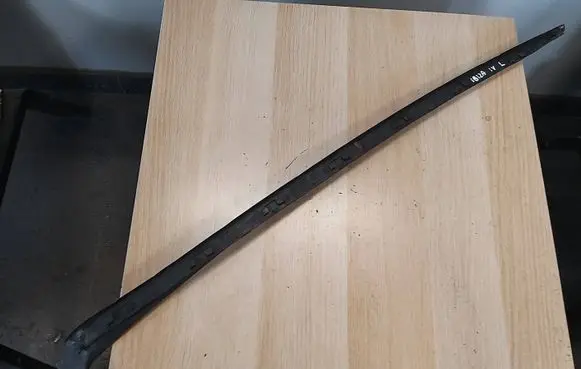 Seat Leon (5F) Windshield trim 6J0854319