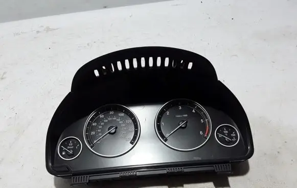 BMW 5 F10 F11 Speedometer (instrument cluster) 9291416