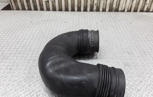 Audi A3 S3 8P Air intake duct part 1K0129618