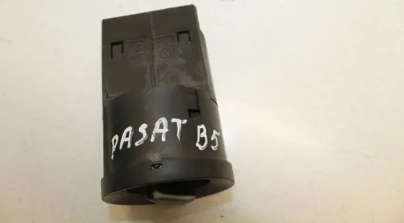 Volkswagen PASSAT B5 Light switch 1C0941531