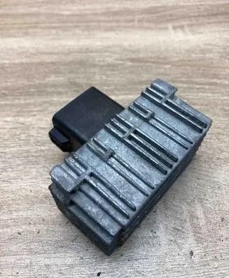 Opel Vectra B Glow plug pre-heat relay 09132691