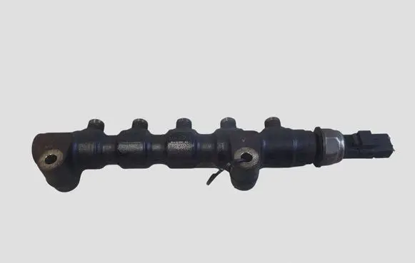 Citroen C4 I Fuel main line pipe 9654590 9654592680