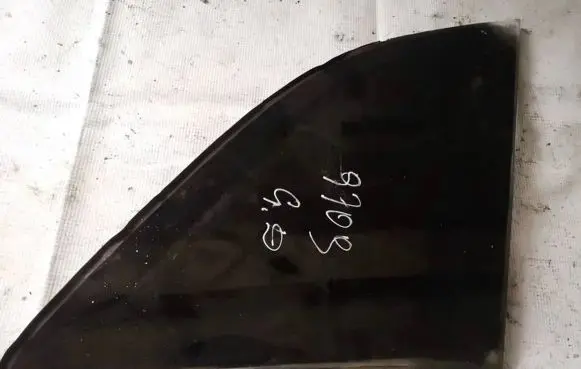 Mercedes-Benz B W245 Rear side window as2