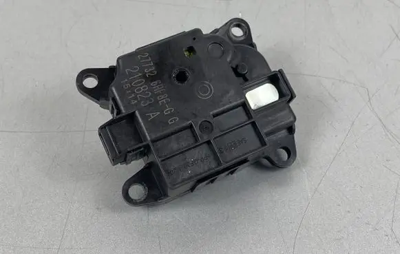 Nissan X-Trail T33 Air flap motor/actuator 277326RF8EGG