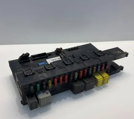Mercedes-Benz CLK A209 C209 SAM control unit 2095450101 A2095450101