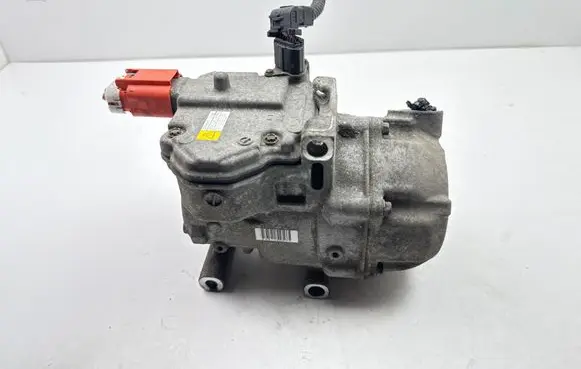 Toyota Auris E180 Air conditioning (A/C) compressor (pump) ES14C 0422001330 12U03595