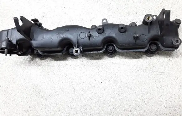 Ford Mondeo Mk III Rocker cam cover 