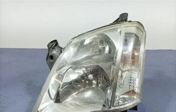 Opel Meriva A Headlight/headlamp 93321052