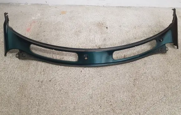 Mini One - Cooper R50 - 53 Wiper trim