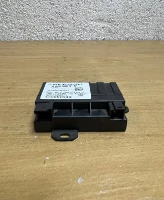 Mercedes-Benz E W212 Fuel injection pump control unit/module A0009003101 F1270
