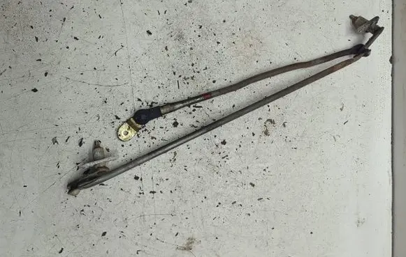 Mitsubishi Pajero Front wiper linkage 