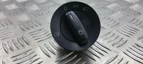 Volkswagen Tiguan Light switch 1K0941431BB