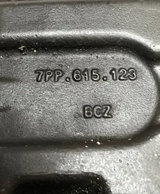 Porsche Cayenne (92A) Front brake caliper 7P0971279C 7PP615123
