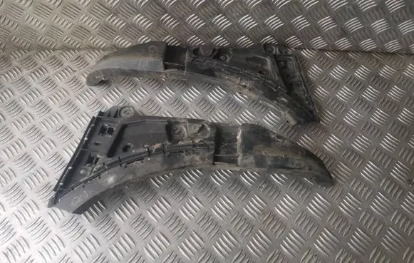 Volvo XC90 Front bumper mounting bracket 08620564 08620563