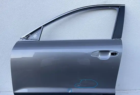 KIA Niro Front door