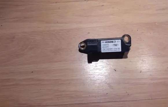 Ford Focus Airbag deployment crash/impact sensor 98AG14B342AD