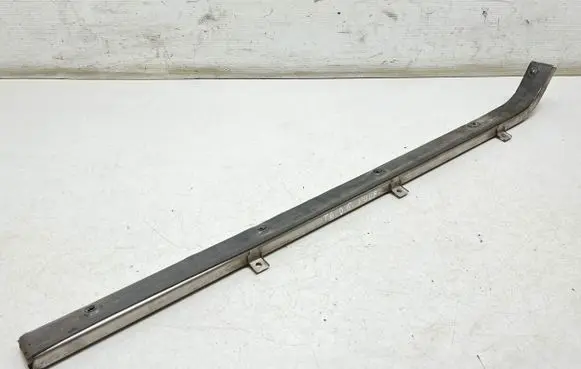 Volkswagen Transporter - Caravelle T6 Sliding door bottom rail 7H3843872AA 3571711