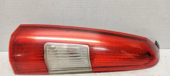Volvo V70 Rear/tail lights 9154493ECE 9154493USA 9154493CB