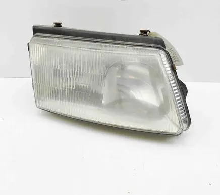 Volkswagen PASSAT B5 Headlight/headlamp 3B0941018L