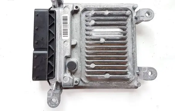 Mercedes-Benz C W204 Engine control unit/module A6519007500 A0064461540