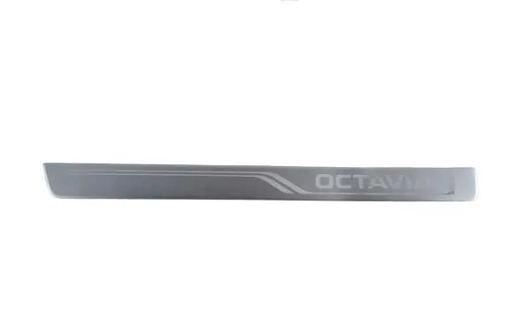 Skoda Octavia Mk3 (5E) Front sill trim cover 5E0853813A