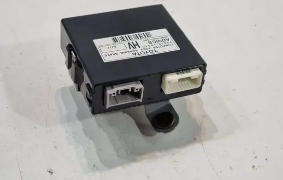 Toyota C-HR I Hand brake control module 8905010010