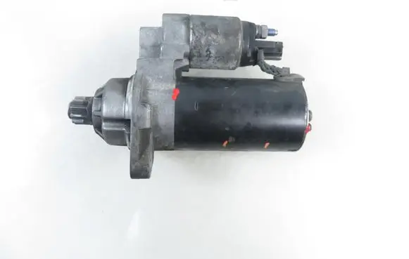 Volkswagen PASSAT B6 Starter motor 0001123014