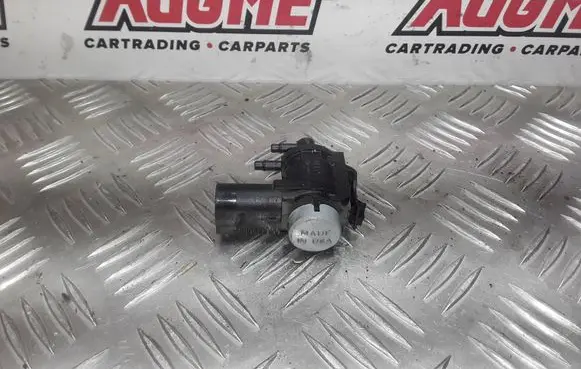 Audi A4 S4 B8 8K Turbo solenoid valve 1K0906283A