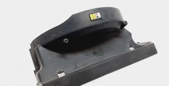 Land Rover Discovery 3 - LR3 Radiator trim PGK500084