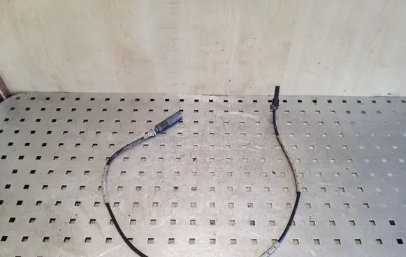 BMW 3 E90 E91 ABS rear brake sensor 