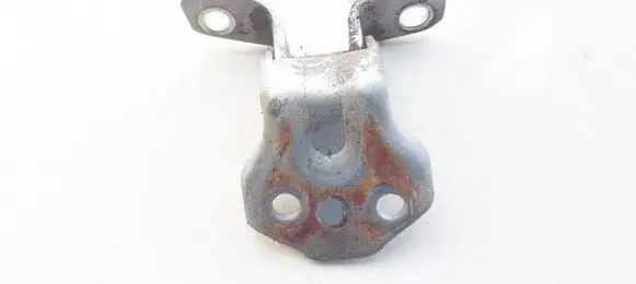 Ford Ranger Front door upper hinge
