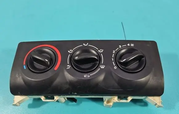 Renault Clio II Climate control/heater control trim 8200147154 IMPRK1561103