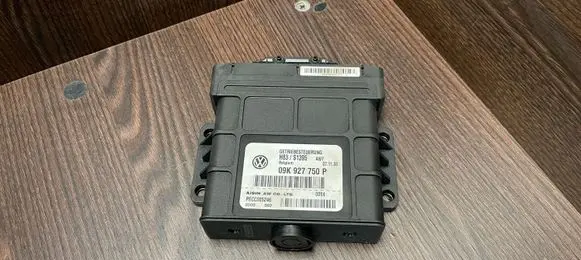 Volkswagen Transporter - Caravelle T5 Gearbox control unit/module 09K927750P